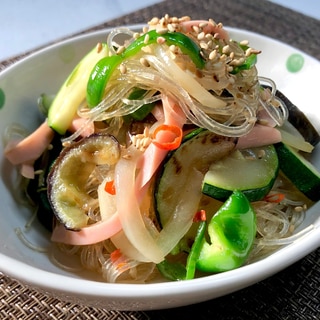 夏野菜と春雨のピリ辛中華風炒め